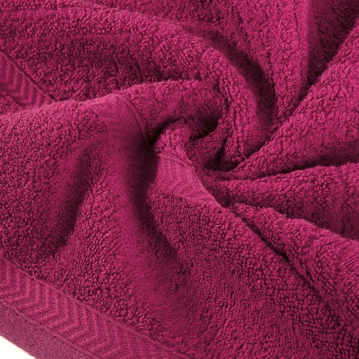 Actual product image Eurofirany REINA LINE cotton towel with zigzag pattern and smooth edge, 500 g/m2, 50 x 90 cm (50 x 90 cm)