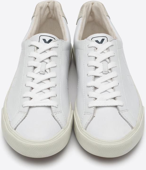 Actual product image Veja Esplar (46)