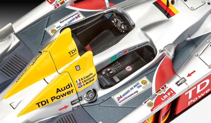 Actual product image Revell Gift Set Audi R10 TDI Le Mans + 3D Puzzle Diorama