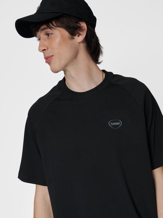 Actual product image hummel hmlTECH LOOSE TEE (XS)
