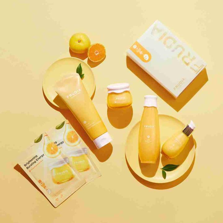 Actual product image Frudia Brightening Toner Brightening Tonic Is Face Citrus 195G (Tonic water, 195 ml)