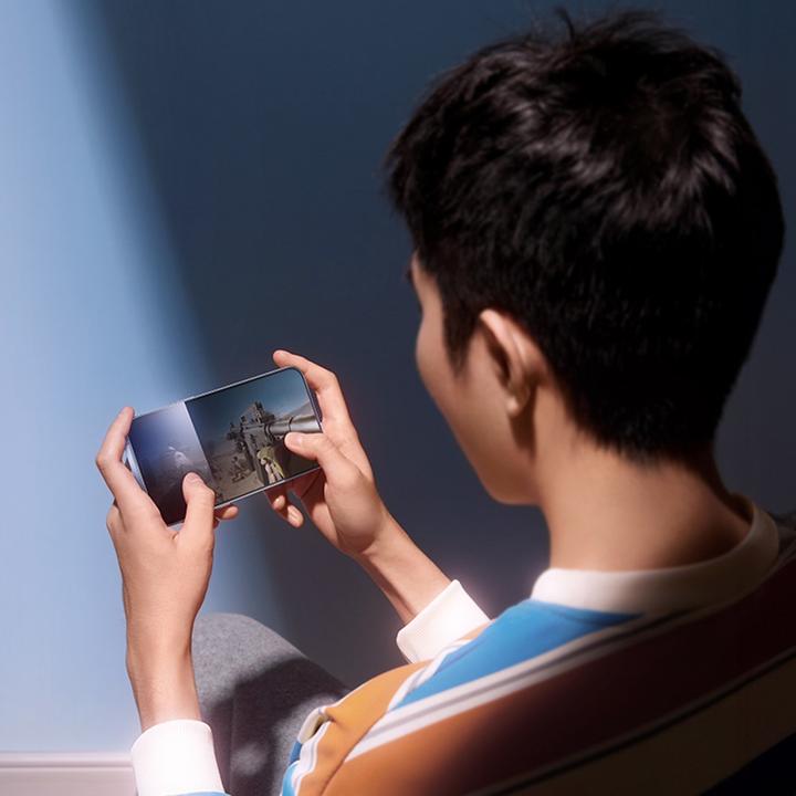 Produktbild Baseus Panzerglas mit Sichtschutz (1 Stück, Apple iPhone 15)