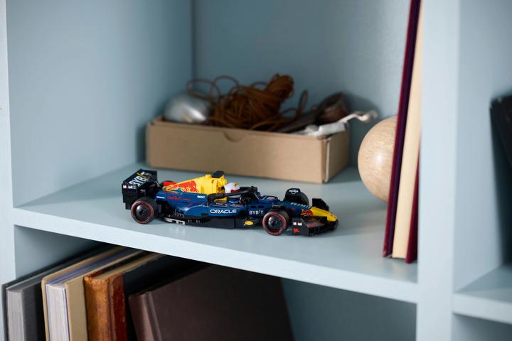 Actual product image LEGO Oracle Red Bull Racing RB20 F1 Rennauto (77243, LEGO Speed Champions)