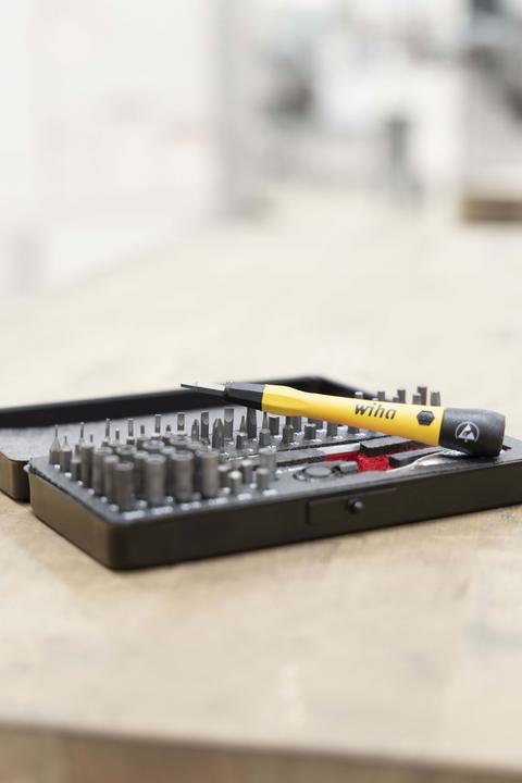 Actual product image Wiha Micro bit set 65 pcs. incl. storage box Precision mechanics screwdriver set Bit holder (4 mm)