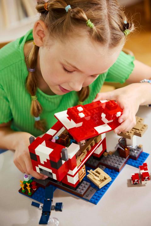 Actual product image LEGO Das Pilzkuh-Haus (21270, LEGO Minecraft)