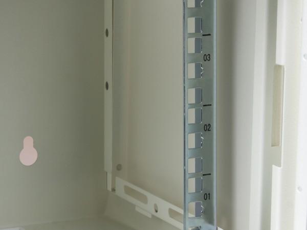 Immagine prodotto Good Connections GC-R0104 Scaffale a muro Rack 4U Grigio (4 HE, Portapacchi da 10 pollici)