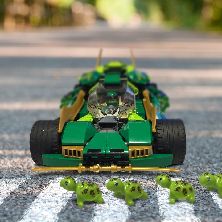 Produktbild LEGO Ninjago Lloyds Nachtflitzer (70641, LEGO Ninjago)