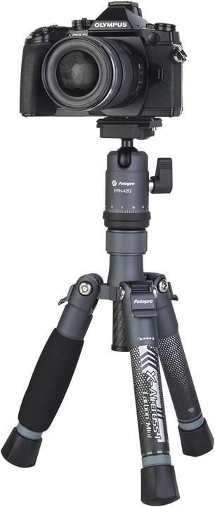 Produktbild Fotopro X Aircross 1 Mini Carbon Stativ grau (Kunststoff)