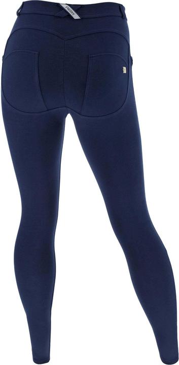 Bleu éblouissant