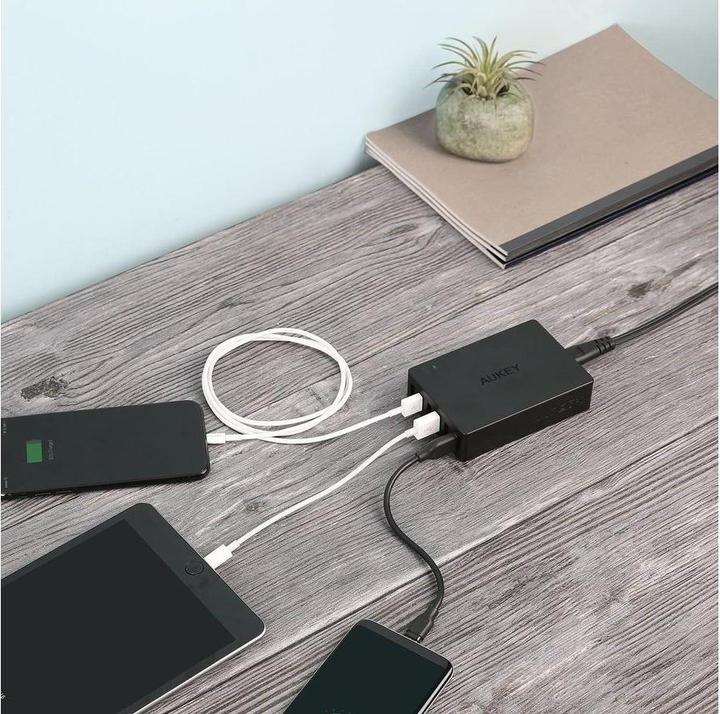 Actual product image Aukey Titan PA-T11 (60 W)