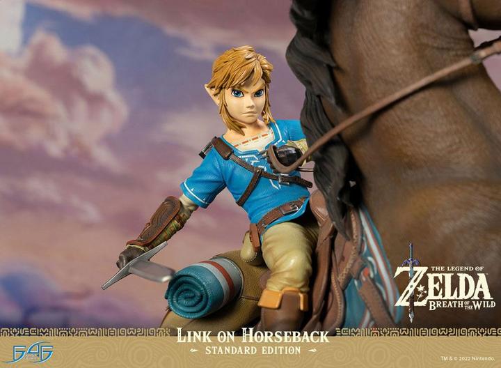 Immagine prodotto First 4 Figures ST Legend of Zelda Link of Horse Legend 56cm RESINA