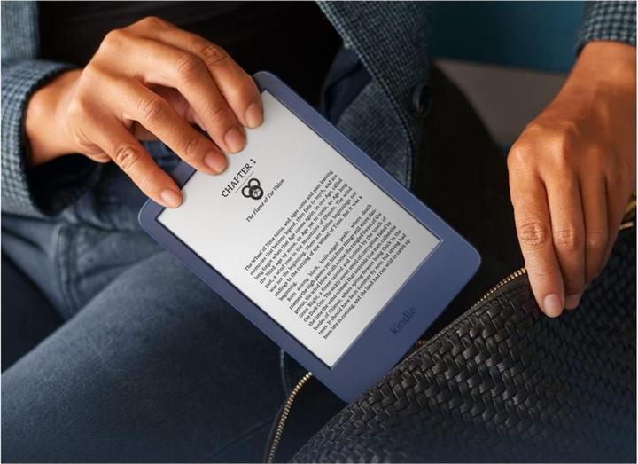 Actual product image Amazon Kindle Touch 2022 (6", 16 GB, Denim)