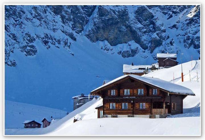 Actual product image Trenddeko Holiday cottage in the Swiss Alps (100 x 70 cm)