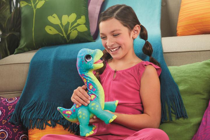Actual product image FurReal Snackin’ Sam the Bronto (33 cm)