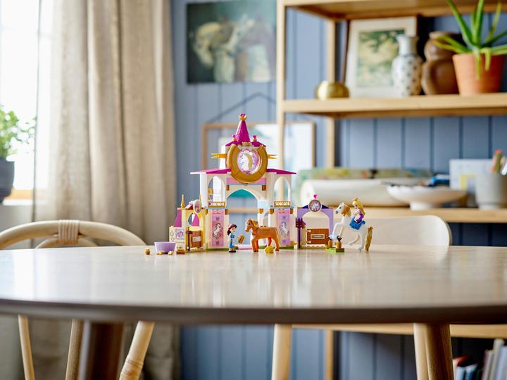 Immagine prodotto LEGO Disney Princess 43195 Belle e Rapunzel Cavallo Stabile (43195, LEGO Disney)