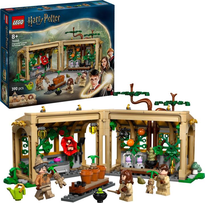 Actual product image LEGO Schloss Hogwarts: Kräuterkundeunterricht (76445, LEGO Harry Potter)