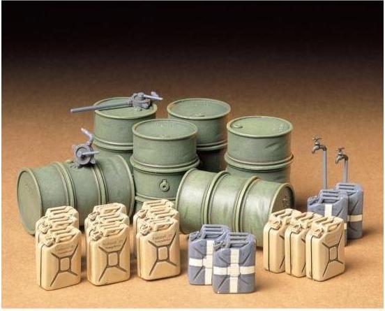 Actual product image Tamiya 1:35 Diorama set Dt. barrels&canisters
