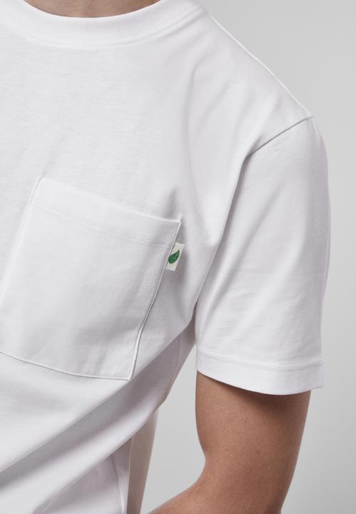 Actual product image Urban Classics Organic Cotton Basic Pocket Tee (4XL)