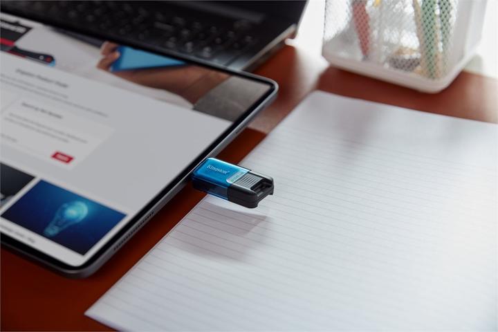 Produktbild Kingston DataTraveler 80 M (64 GB, USB-C, USB 3.2)