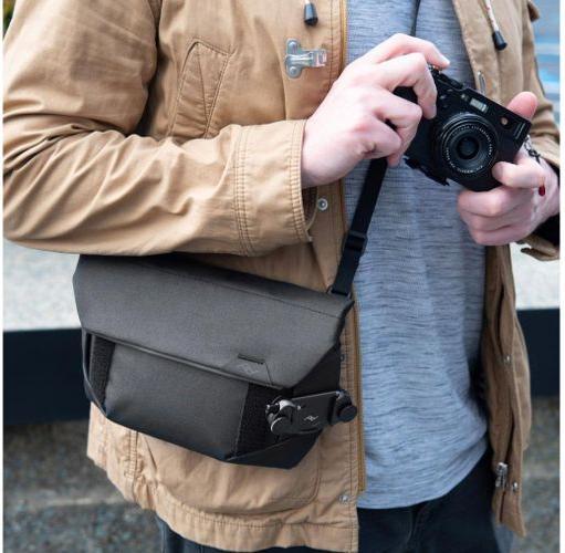 Actual product image Peak Design Field Pouch v2 (Camera shoulder bag, Camera hip bag, 3 l)