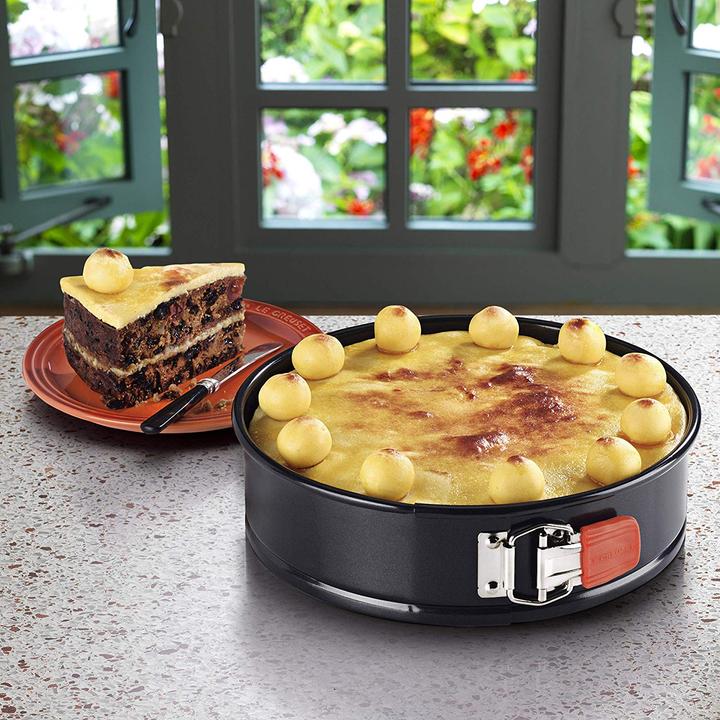Actual product image Le Creuset Springform pan (26 cm)