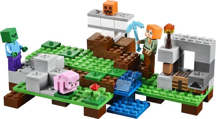 Actual product image LEGO Minecraft The Iron Golem (21123, LEGO Minecraft)
