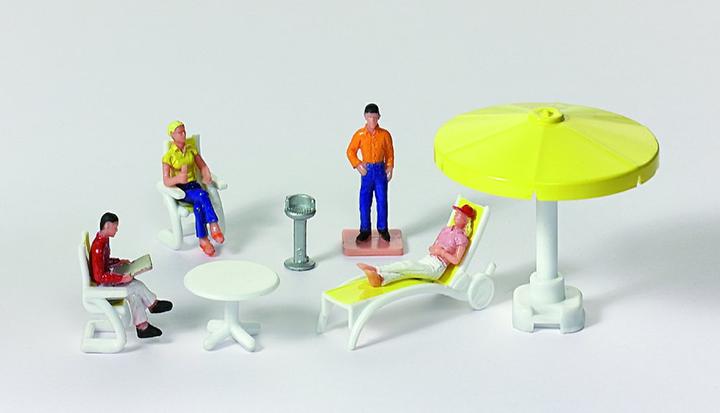 Actual product image Siku Car with caravan