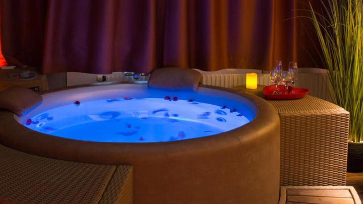Image du produit Spa privatif romantique (2 pers.)