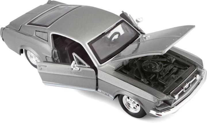 Actual product image Maisto Volkswagen Bulli T1 Van Samba