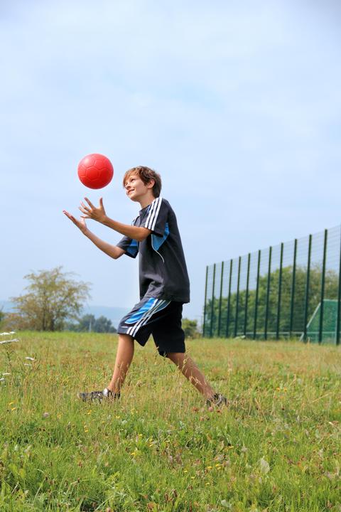 Actual product image Betzold Soft football, Ø 20 cm