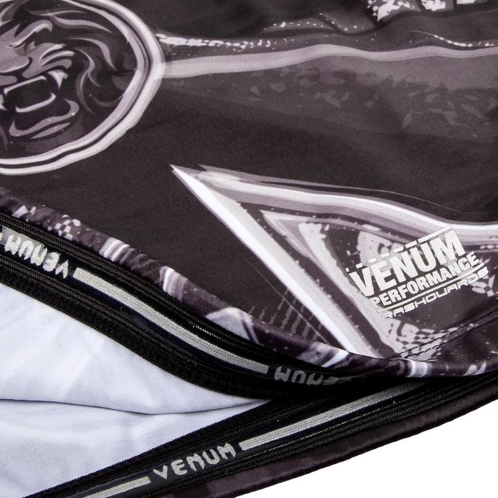 Immagine prodotto Venum Gladiator 3.0 Rashguard - Nero-Bianco - Maniche Lunghe (XL)