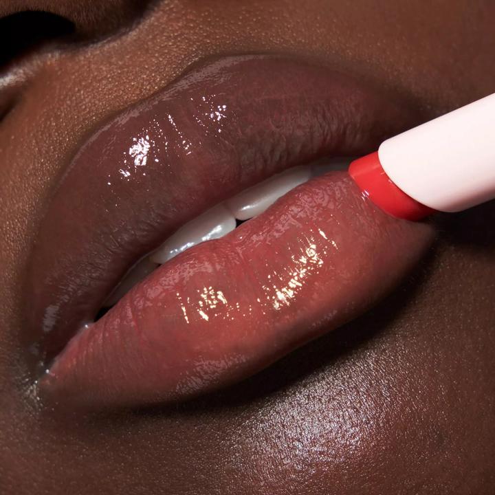 Immagine prodotto Catrice Lip Gloss Melt and Shine 040 Ogni giorno è un giorno di sole (040 Ogni giorno è un giorno di sole)