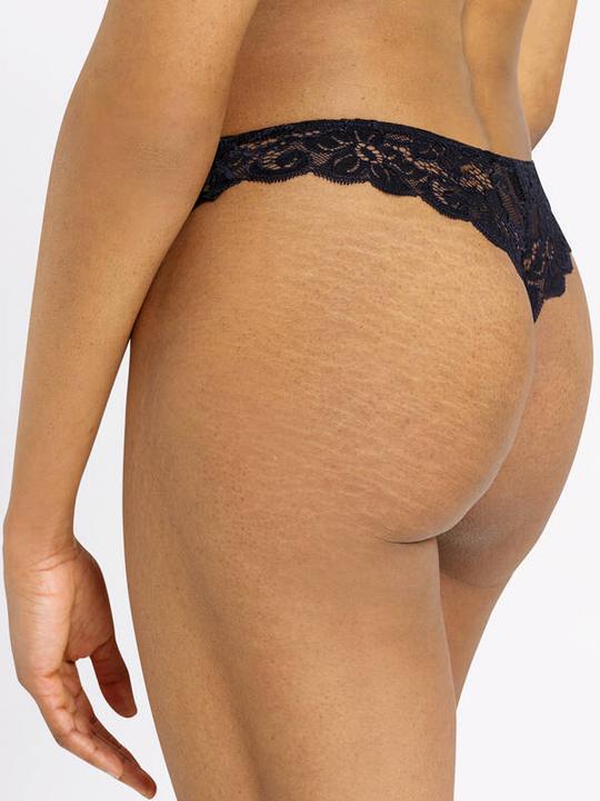 Produktbild Hanro Moments String (M)