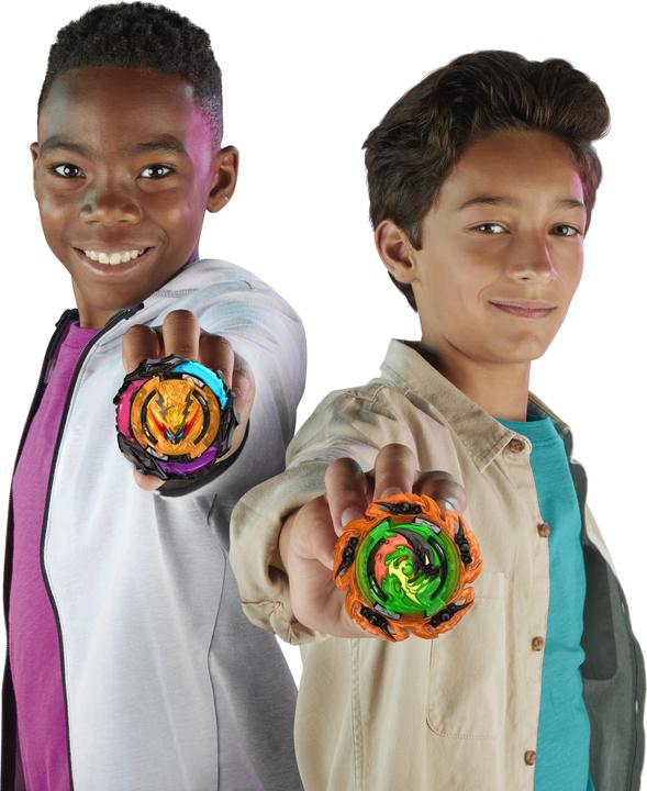 Actual product image Hasbro Beyblade Burst QuadStrike Light Ignite Beyblade Stadium Battle Set (German, French, Italian, English, Dutch, Swedish, Norwegian, Polish)