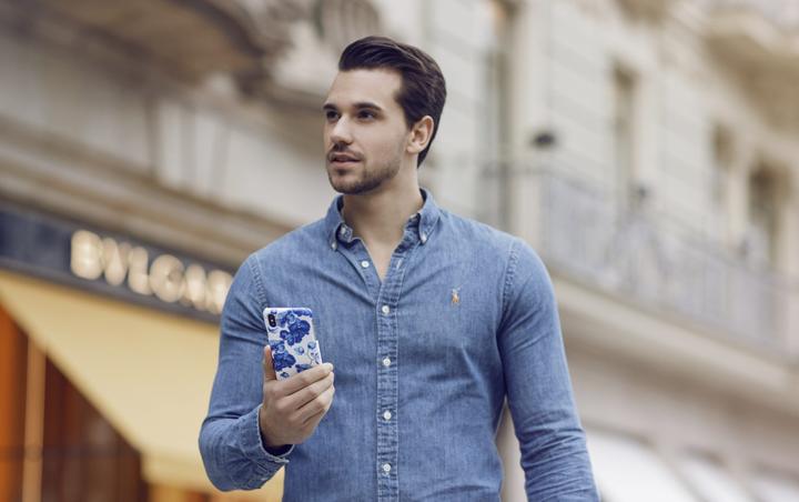 Actual product image iDeal Of Sweden Baby Blue Orchid (Apple iPhone XS, Apple iPhone X)