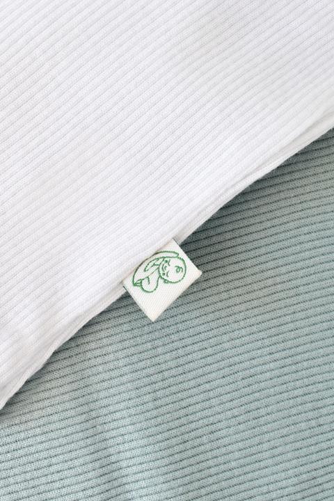 Immagine prodotto BabyCosy Set. Pantaloni in maglia con piede. Body a maniche lunghe. Cappellino (68)