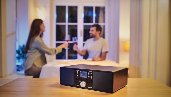 Produktbild Panasonic SC-DM202 (Bluetooth, CD Player, 2x 12 W)