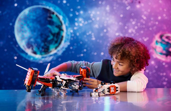 Produktbild LEGO VTOL Schwerlastraumfrachter LT81 (42181, LEGO Technic)