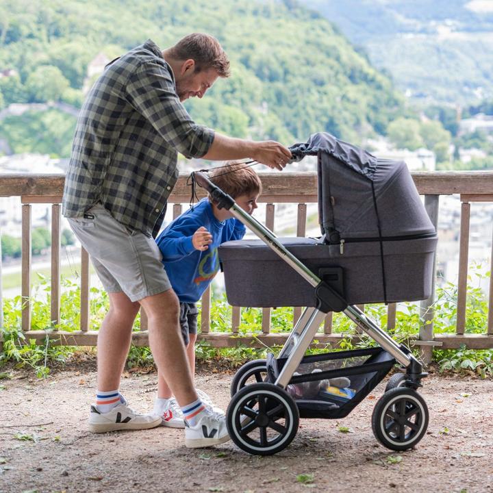 Actual product image Zamboo Universal sun shade Deluxe for prams and pushchairs