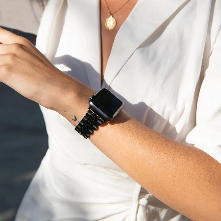 Actual product image Burga Apple Watch Metal Band - Chic Royal - Black - 38mm / 40mm / 41mm (Stainless steel)