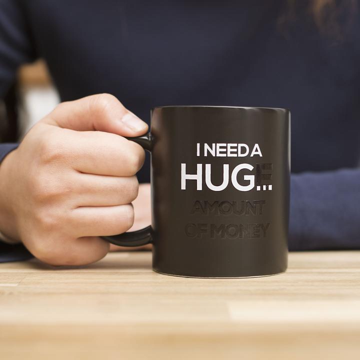 Immagine prodotto Mugs Tasse "I need a Hug Mug" - mit Farbwechsel (300 ml, 1 x)
