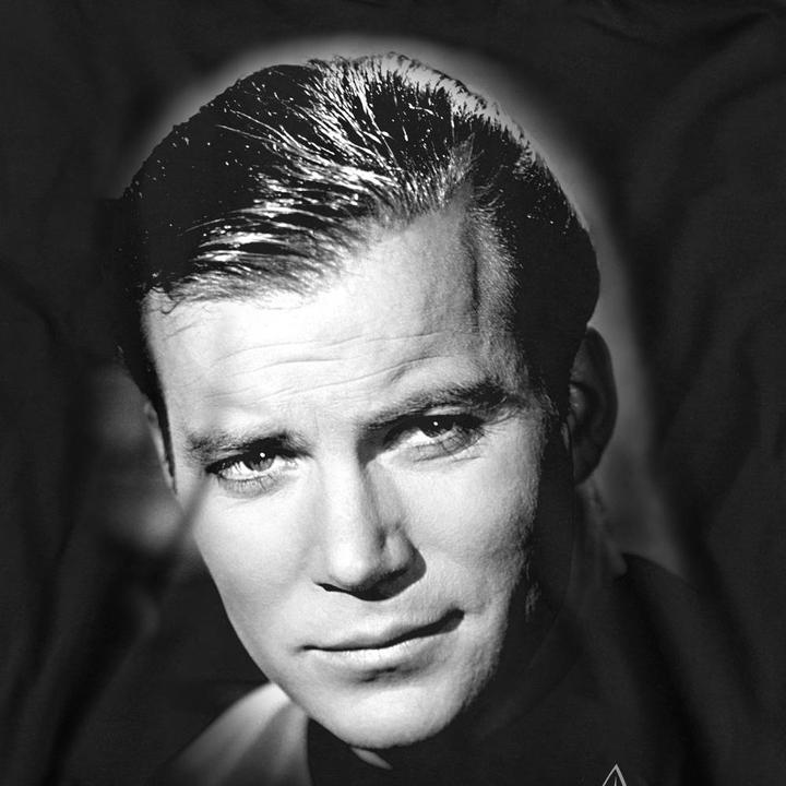 Actual product image Unisex Adult Captain Kirk Portrait Sweatshirt (XL)