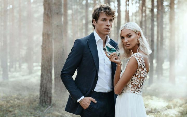 Produktbild iDeal Of Sweden Golden Jade Marble (Samsung Galaxy S10e)