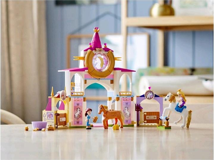 Immagine prodotto LEGO Disney Princess 43195 Belle e Rapunzel Cavallo Stabile (43195, LEGO Disney)
