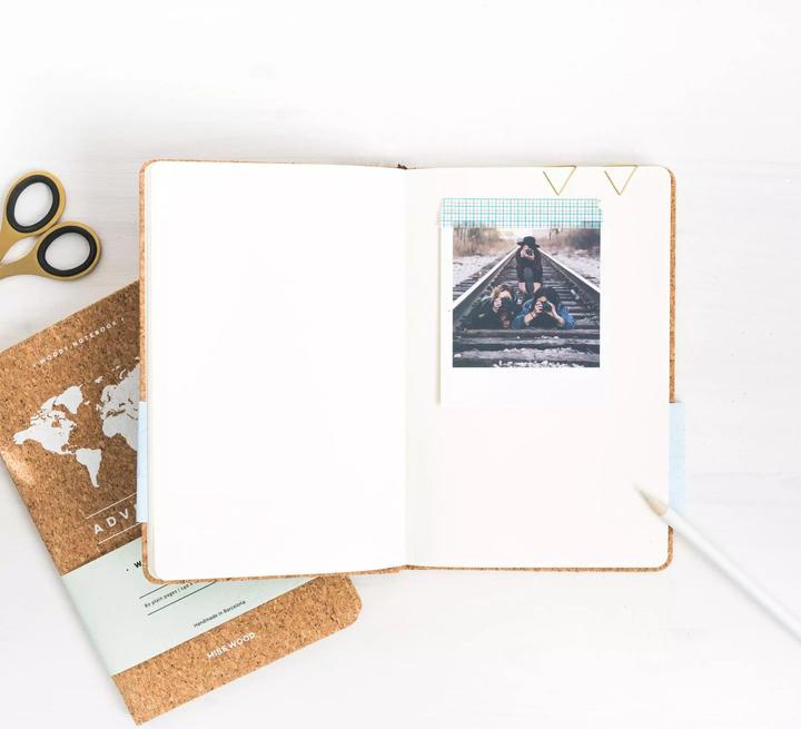 Image du produit Miss wood Woody Notebook Cork - A5 - Begins Today (A5, Blanc, Couverture rigide)