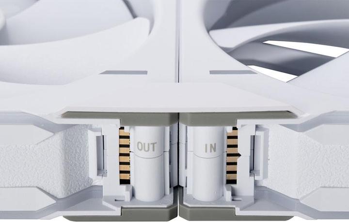 Actual product image Phanteks D30 Reverse Airflow D-RGB (140 mm, 1 x)