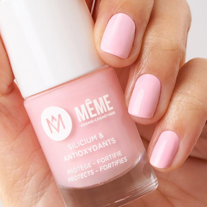 Actual product image Même Antioxidant nail polish (Rose Dragée, Colour paint)