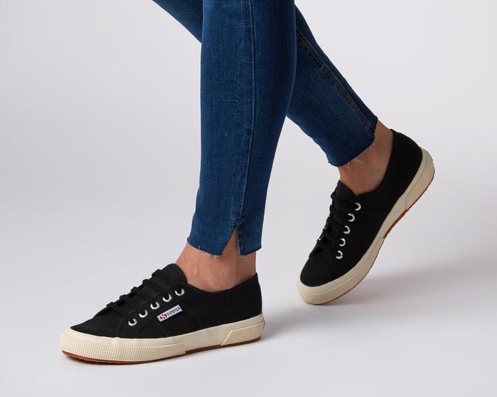 Immagine prodotto Superga Cotu Classic (37)