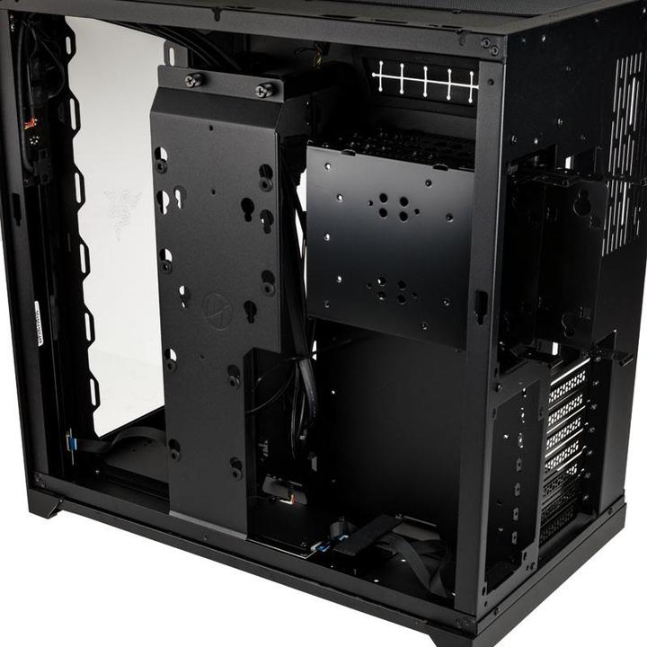 Actual product image Lian-Li PC-O11D Razer Edition (ATX, mATX, E-ATX)