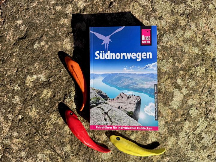 Actual product image Reiseführer Südnorwegen (German, Martin Schmidt, 2025)